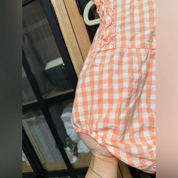 H&M Peach Gingham Baby Romper - Picture 4 of 6